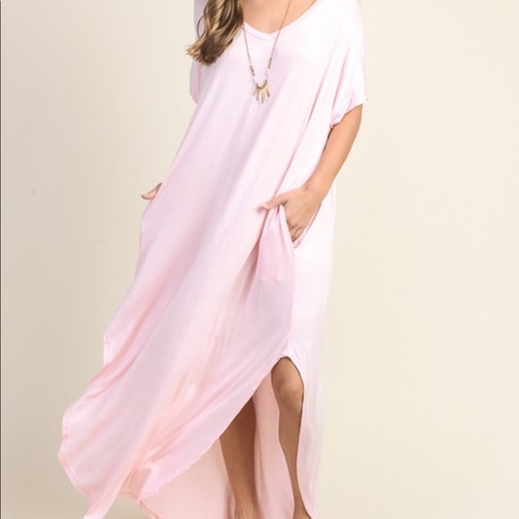 ♥️NWT blush maxi dress with pockets♥️ - Picture 3 of 3